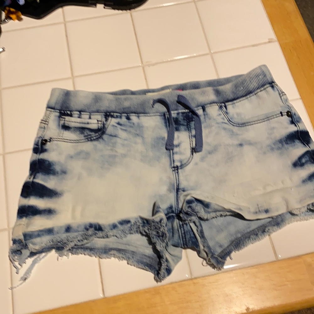 💥SALE 4for $20. So brand shorts size 14